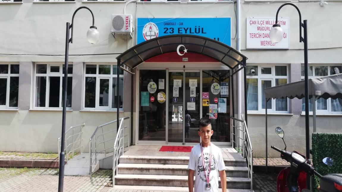 Minikler Türkiye Serbest Güreş Şampiyonasında Öğrencimiz Mustafa Şeref ÖZGÜL'den Türkiye Derecesi
