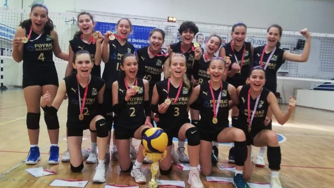Okul Sporları Voleybol Yıldız Kızlar Kategorisinde Kızlarımız İL 1.si